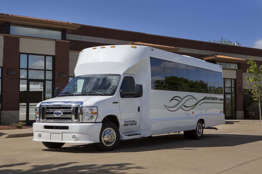 partybus_coach6_exterior-MI