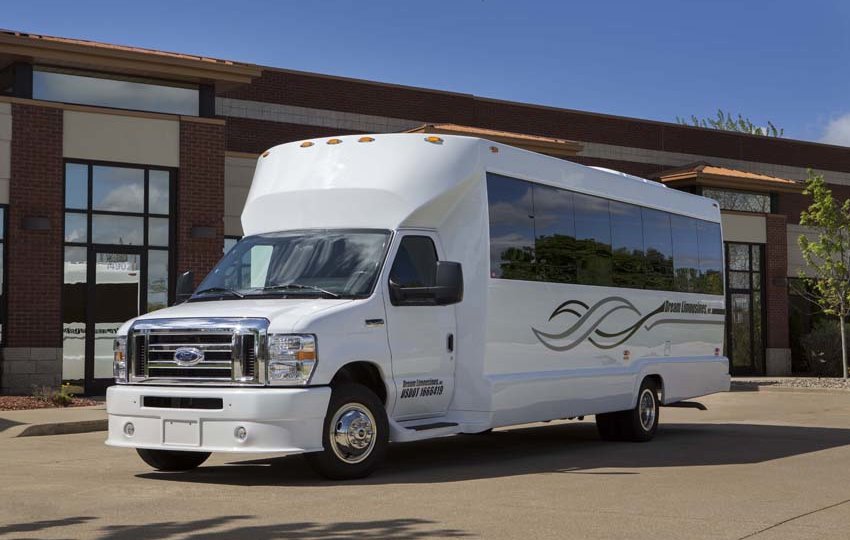 party bus_coach 6_exterior-MI